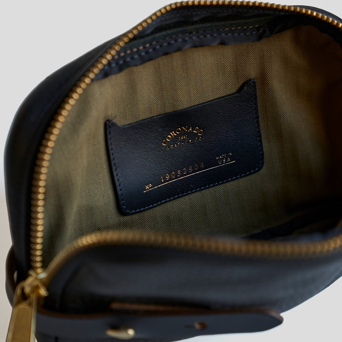 Horween® 1905 Tumbling Travel Set | No. 2504