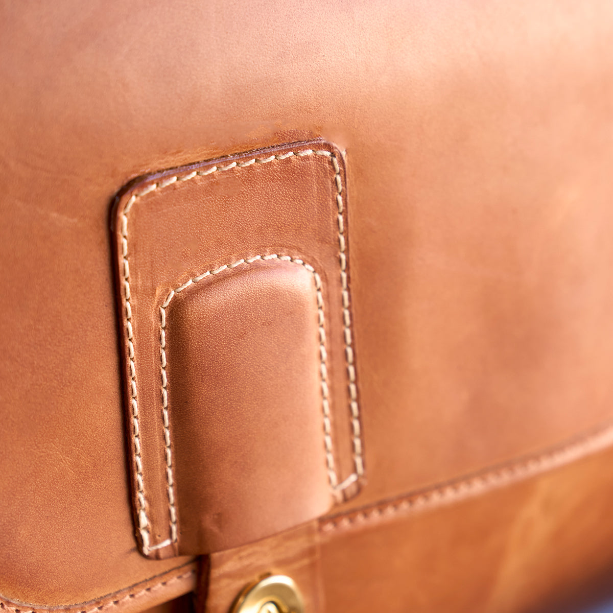 No.201 Americana Messenger | Horween® Natural