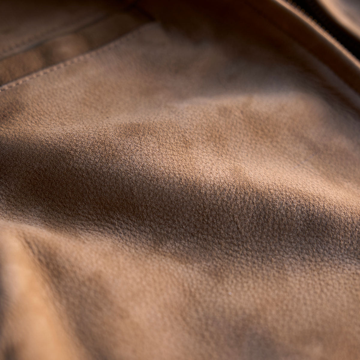 No.209 Kodiak Travel Vest | Nubuck Coyote Tan