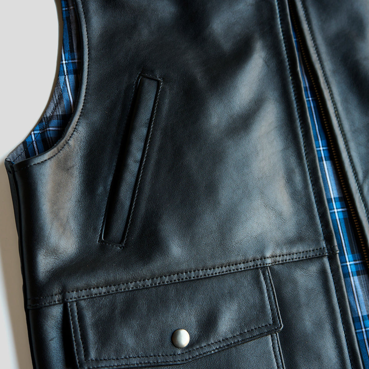 NO.330 Shelby II Vest | Black Napa