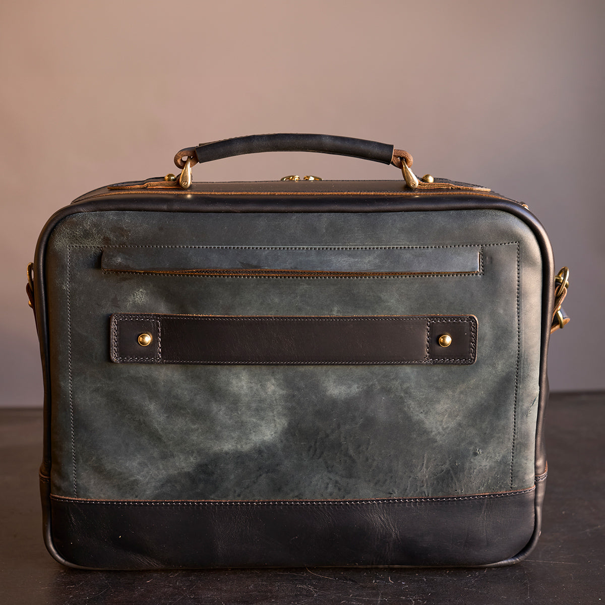 No.541 Chicago Shell Briefcase | Horween® Tumbled Black (x6)