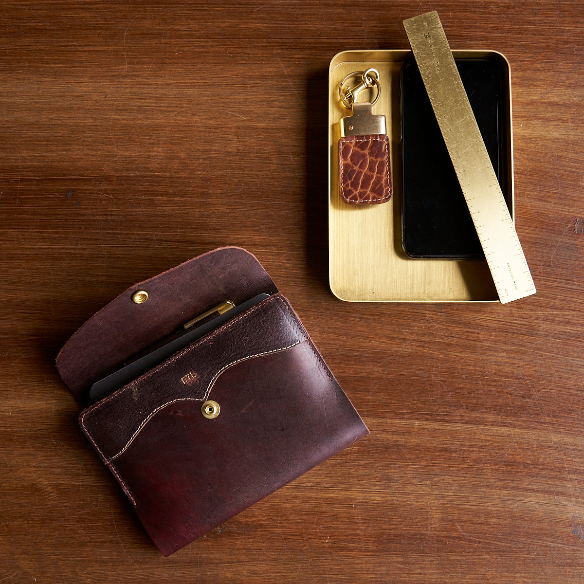 No.812 B5 Portfolio | Horween® Horsehide