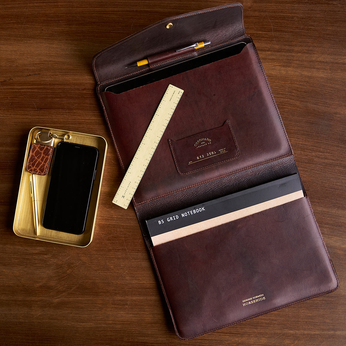 No.812 B5 Portfolio | Horween® Horsehide