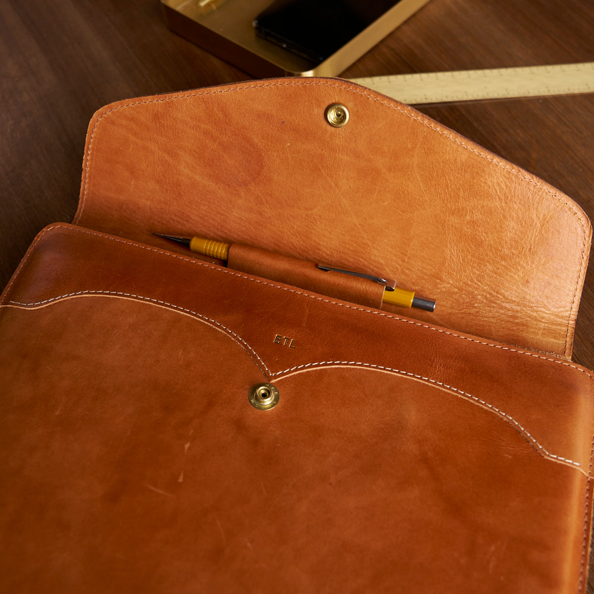 No.814 A4 Portfolio | Horween® Timber Tanned Calf
