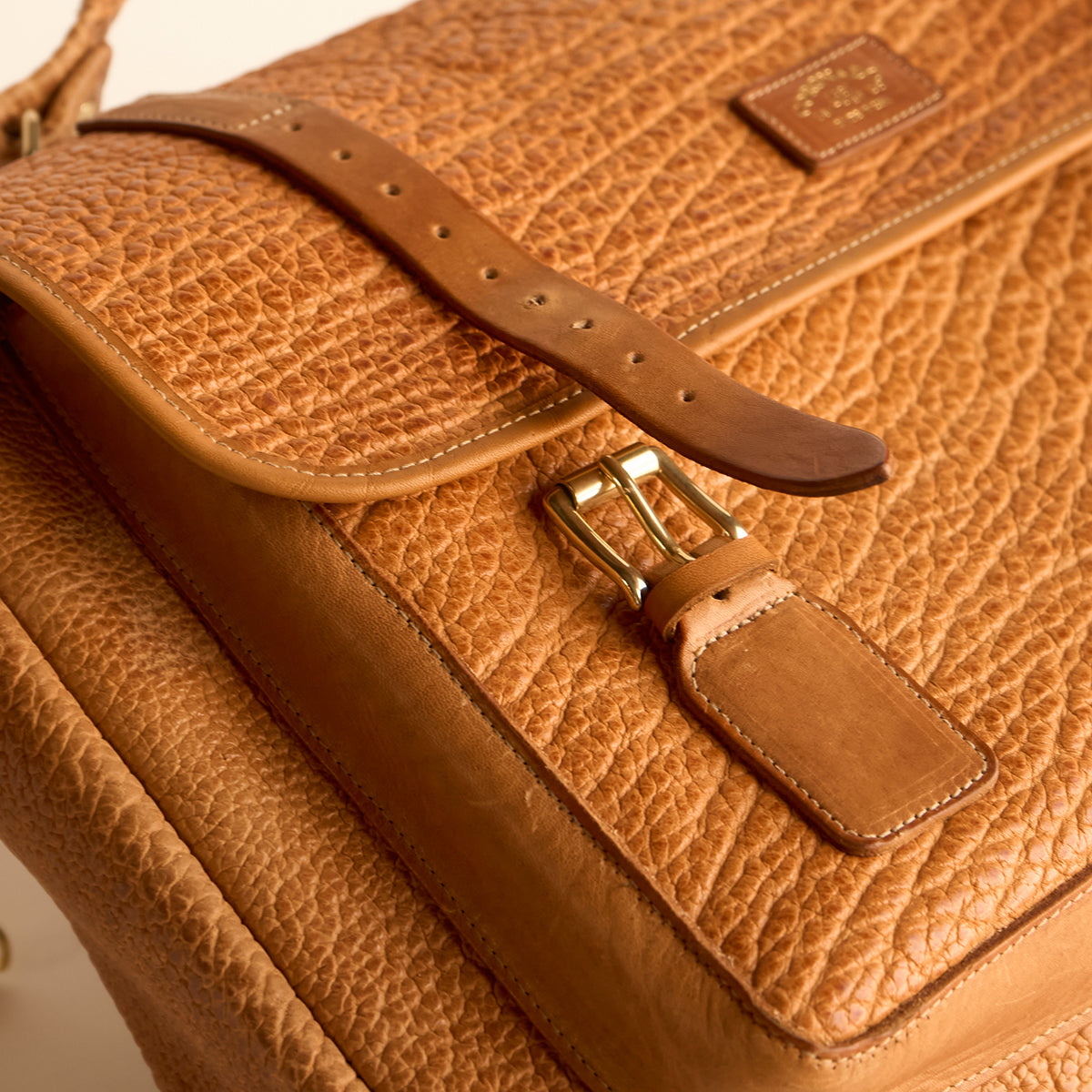 No.935 CEO MESSENGER | LE HORWEEN BISON (NEW)