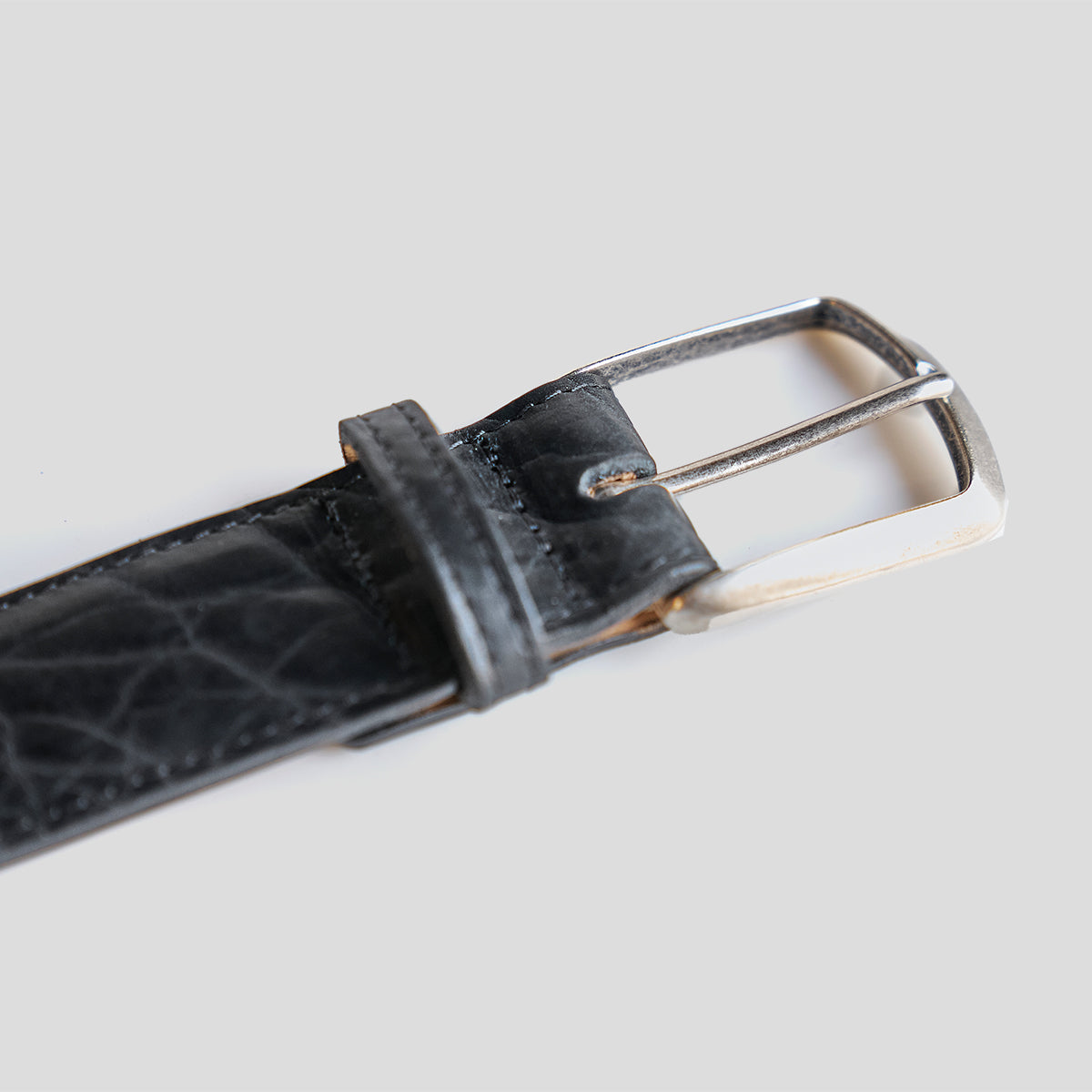 No.715 Executive Belt | Bison Black Nickel