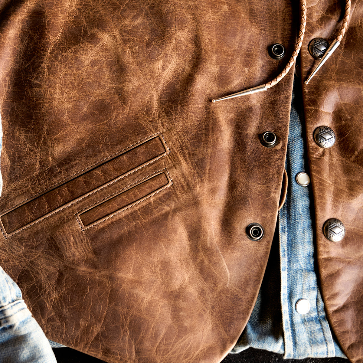 No.29 Western Lapel Vest | Distressed Saddle (L.E.)