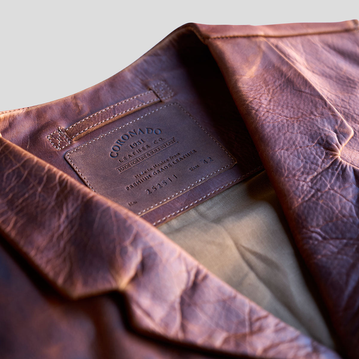 No.25 Classic Lapel Vest | Antique Brown LE