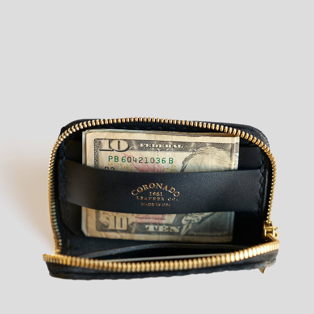 Full-Zip Bison No.20 Wallet | Black