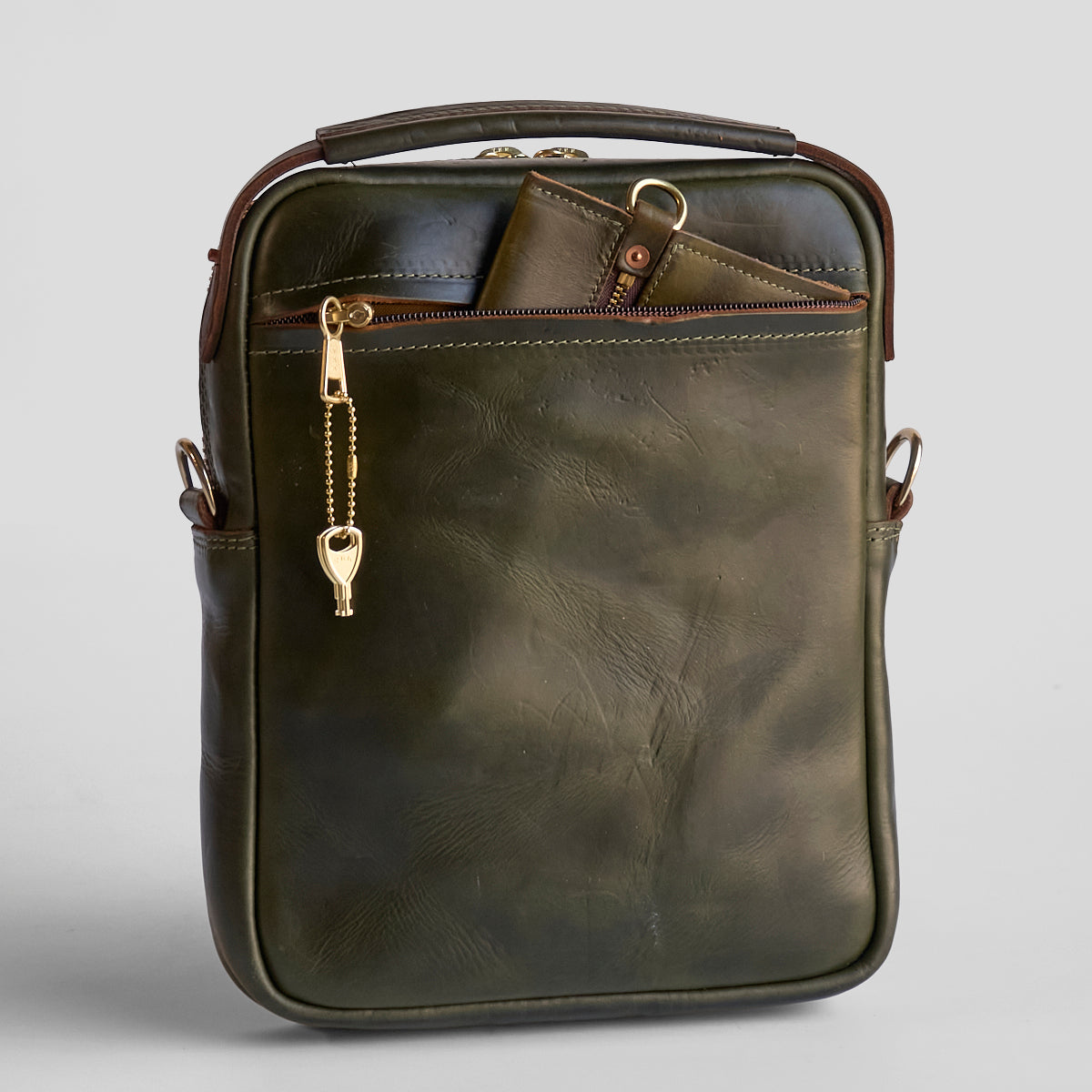 The Primo Crossbody No.277 | CXL® Forest Green