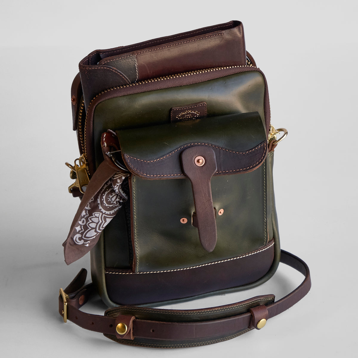 The Primo Crossbody No.277 | CXL® Forest Green