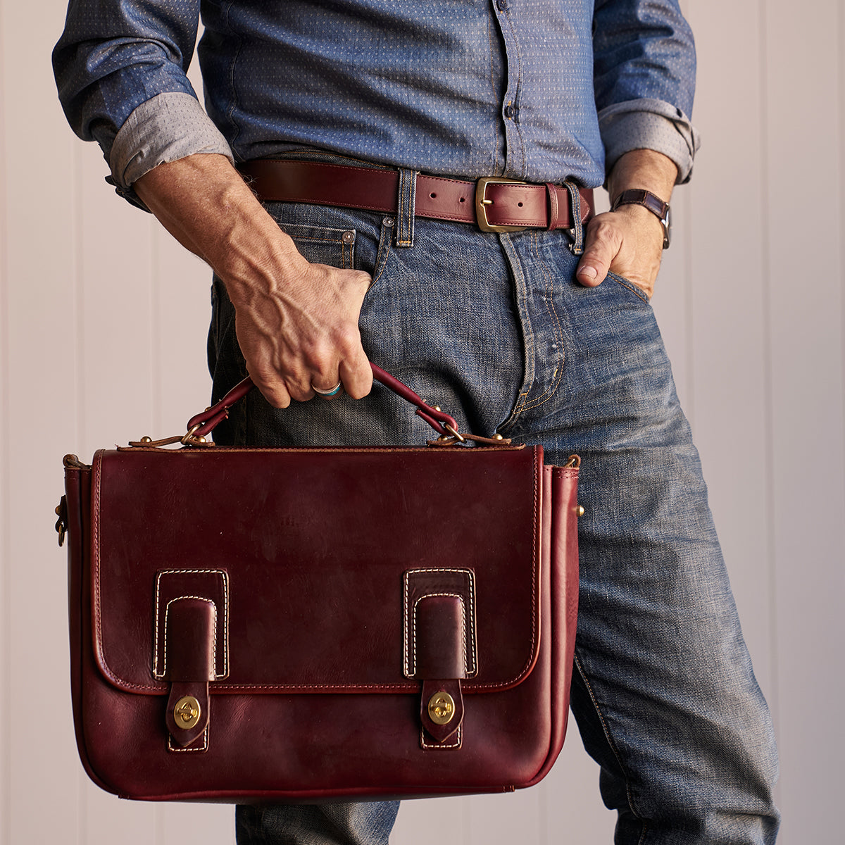 No. 201 Chromexcel® Messenger & Shell Cordovan | Color #8