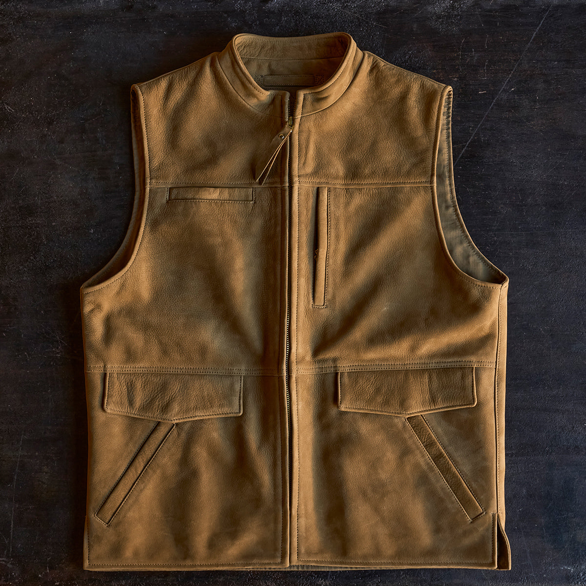 No.209 Kodiak Travel Vest | Nubuck Coyote Tan