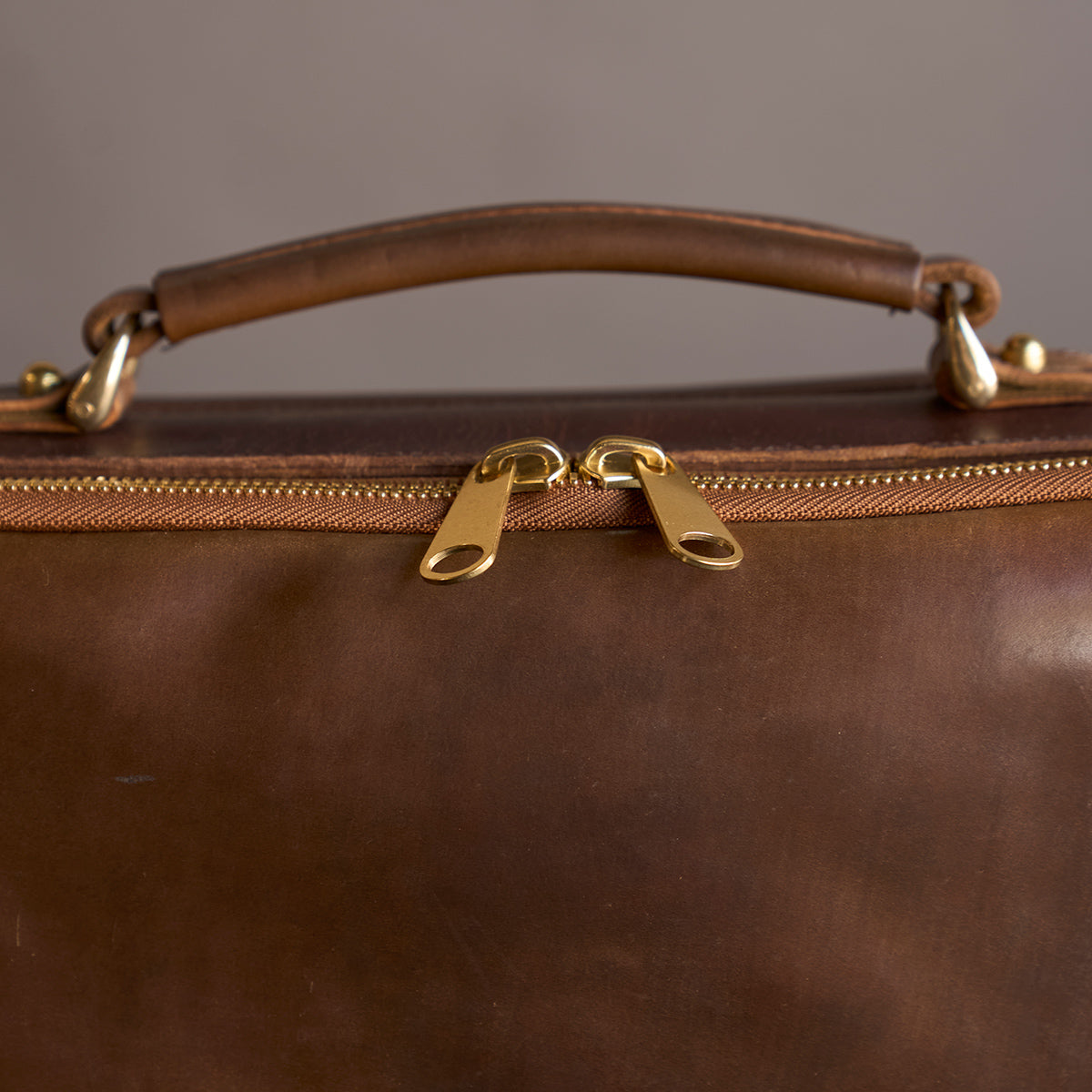 No.541 Chicago Shell Briefcase | Horween® Dark Cognac x3