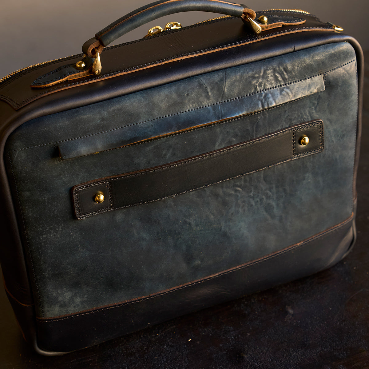No.541 Chicago Shell Briefcase | Horween® Tumbled Black (x6)