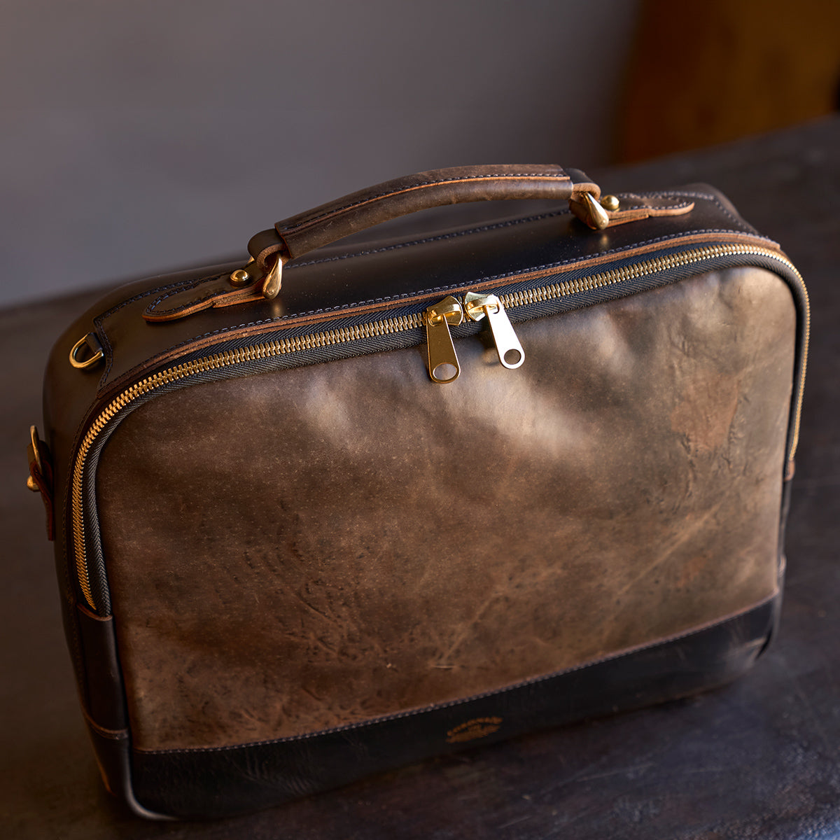 No.541 Chicago Shell Briefcase | Horween® Tumbled Black (x6)