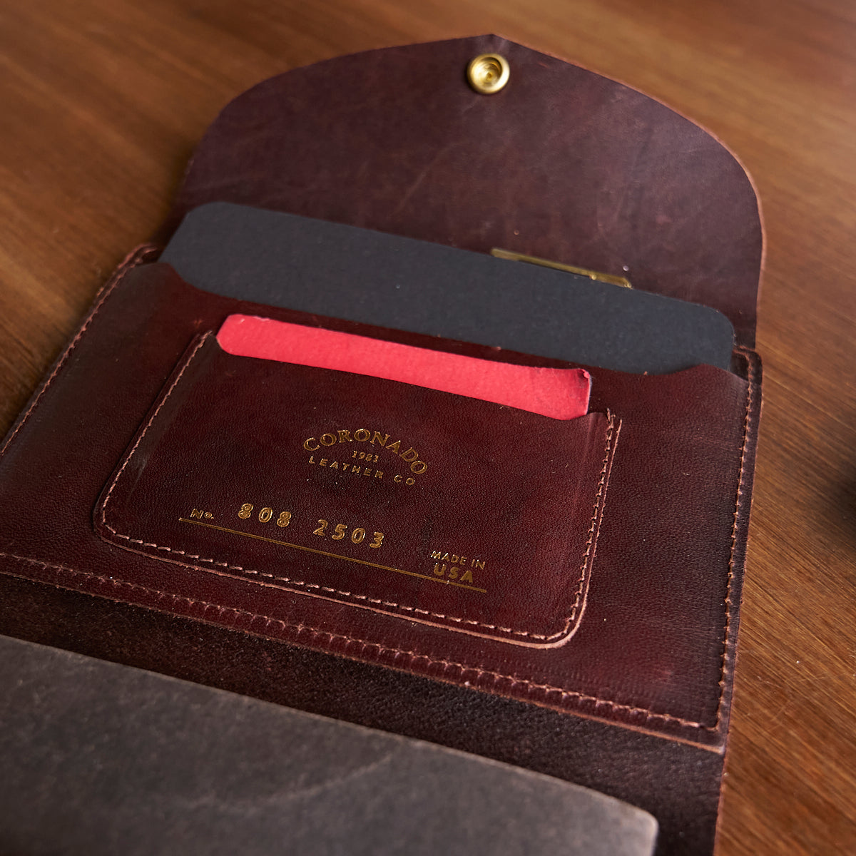 No.812 B5 Portfolio | Horween® Horsehide