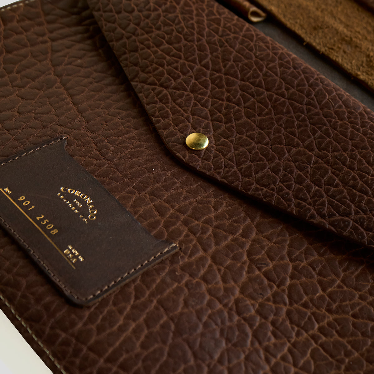 No.901 Executive Folio | Bison Walnut