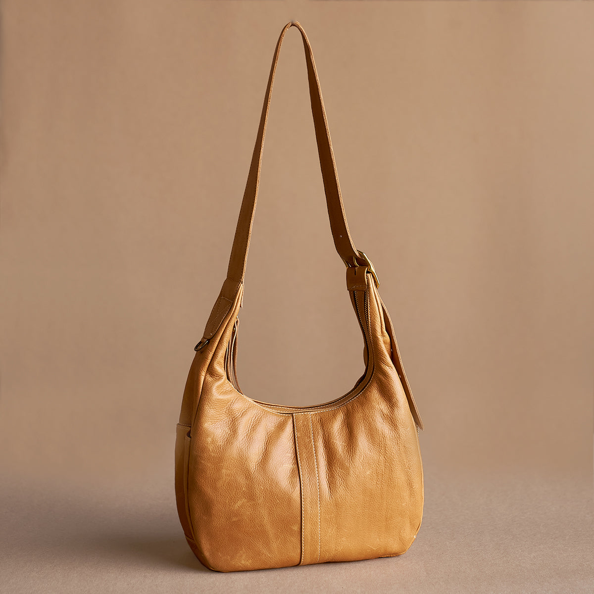 No.995 Monterey Hobo | English Tan