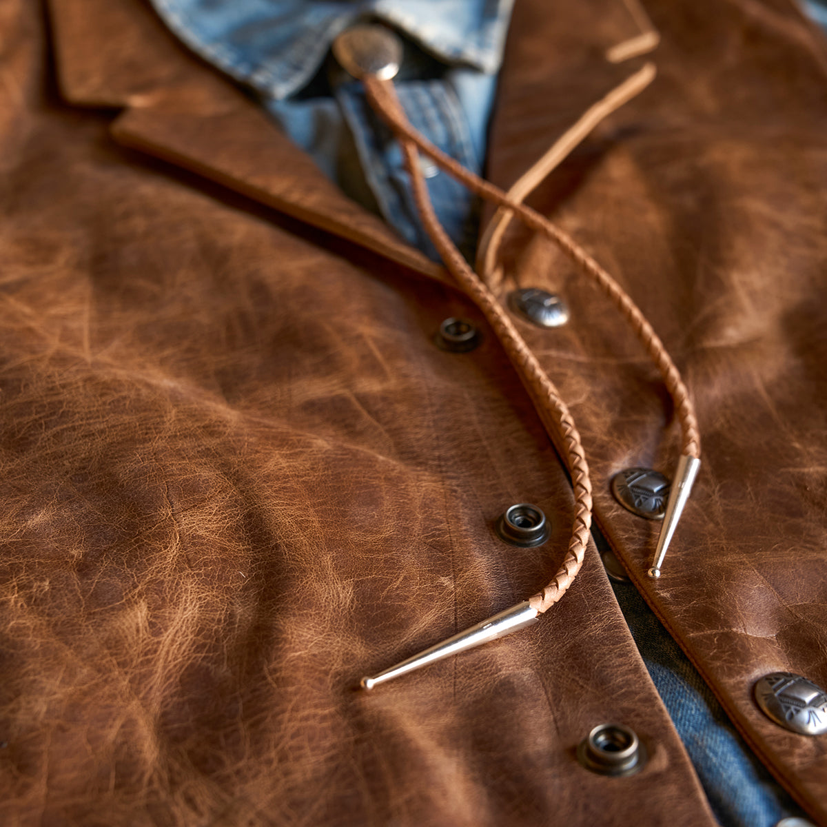 No.29 Western Lapel Vest | Distressed Saddle (L.E.)