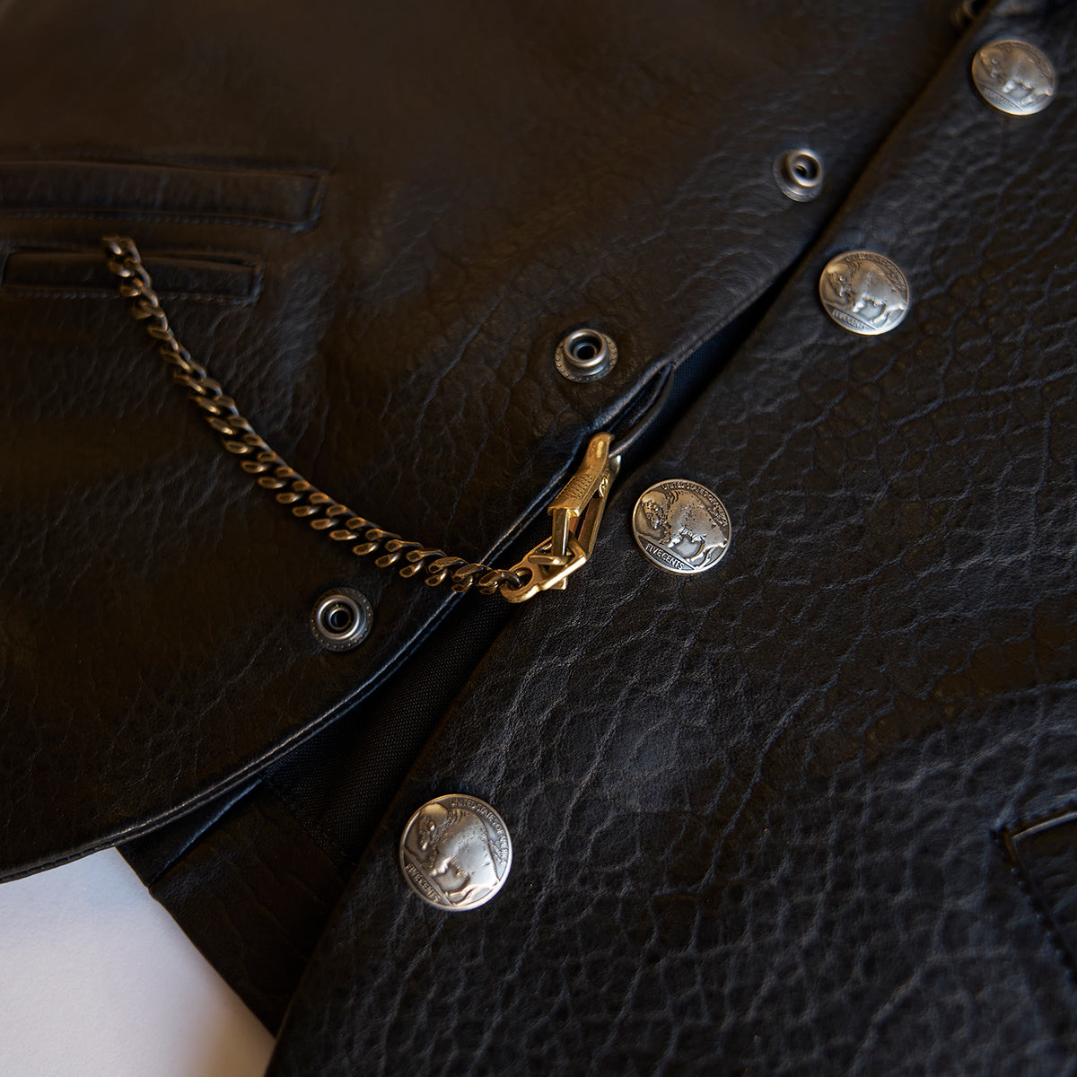 The No.29 Lapel Vest | Bison Black