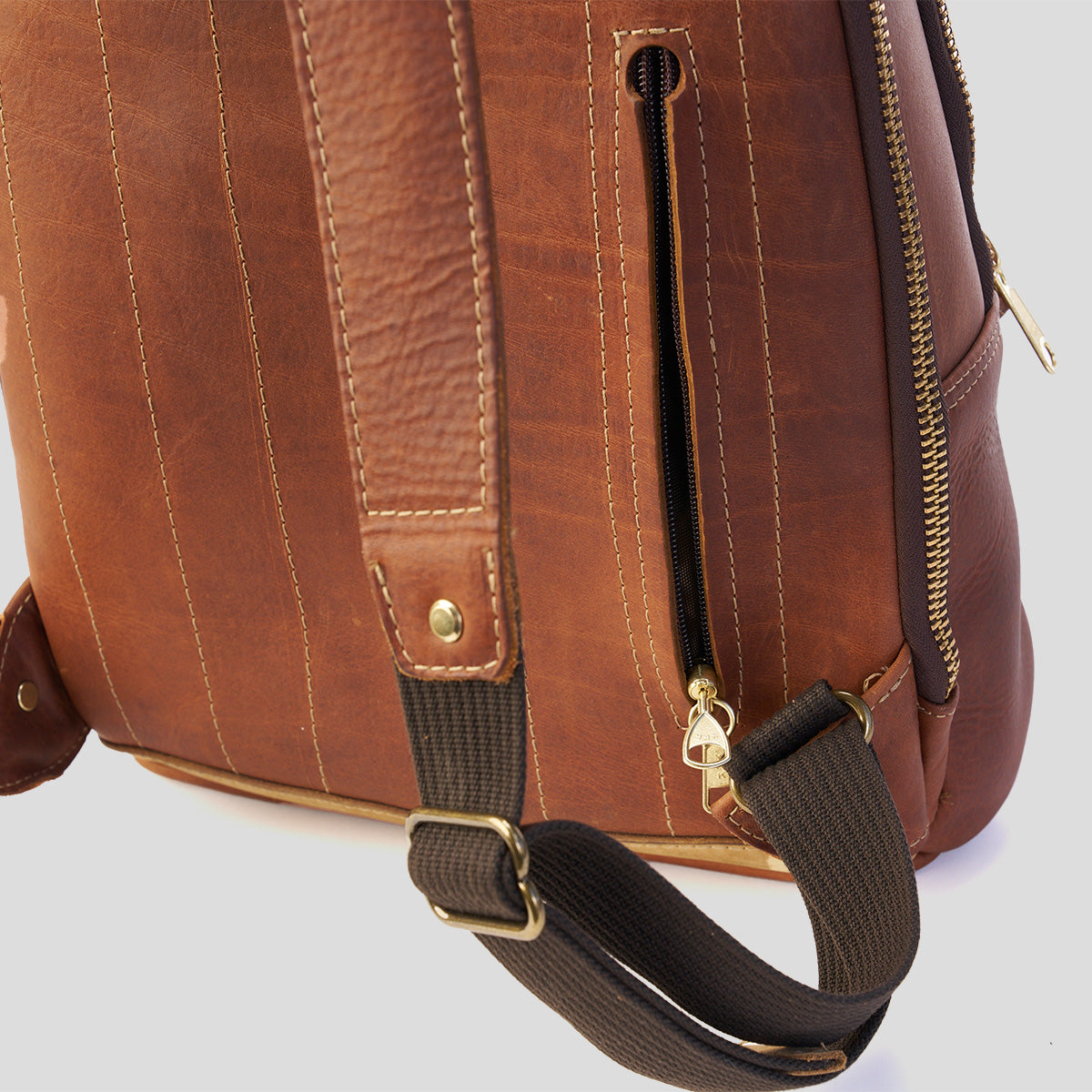 Clark Backpack No.952  |  LE CCW Saddle x20