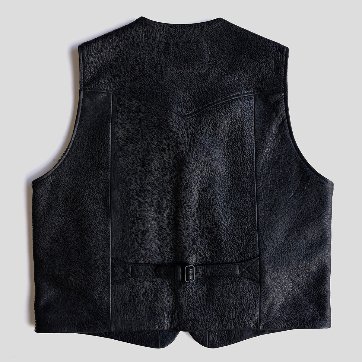 The No.29 Lapel Vest | Bison Black